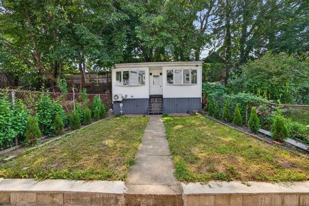 31 Wordsworth St, Boston MA 02128 photo 30