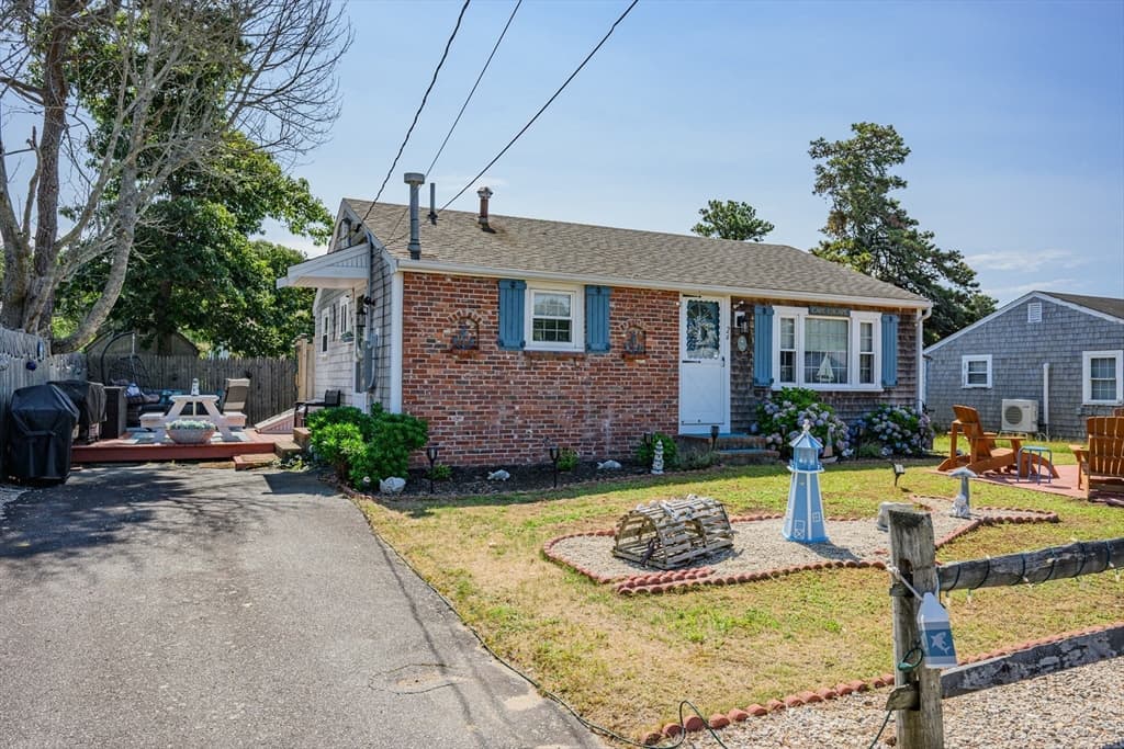 26 Wixon Rd, Dennis MA 02639 photo 3