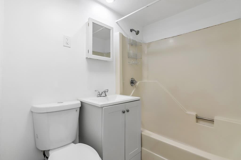 38 Barrett St, Revere MA 02151 photo 32