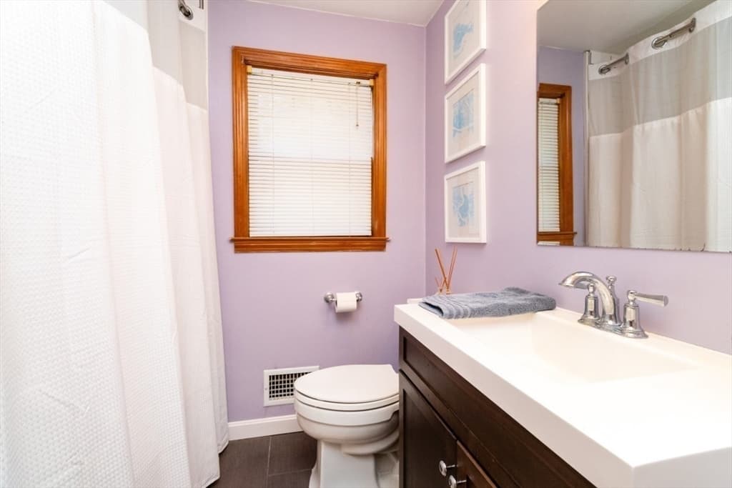46 Conlyn Avenue, Franklin MA 02038 photo 12