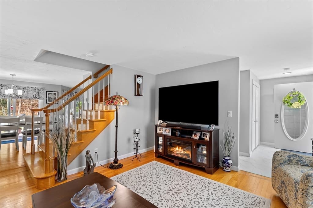35 Pilgrim Village Road # 402, Taunton MA 02780 photo 7