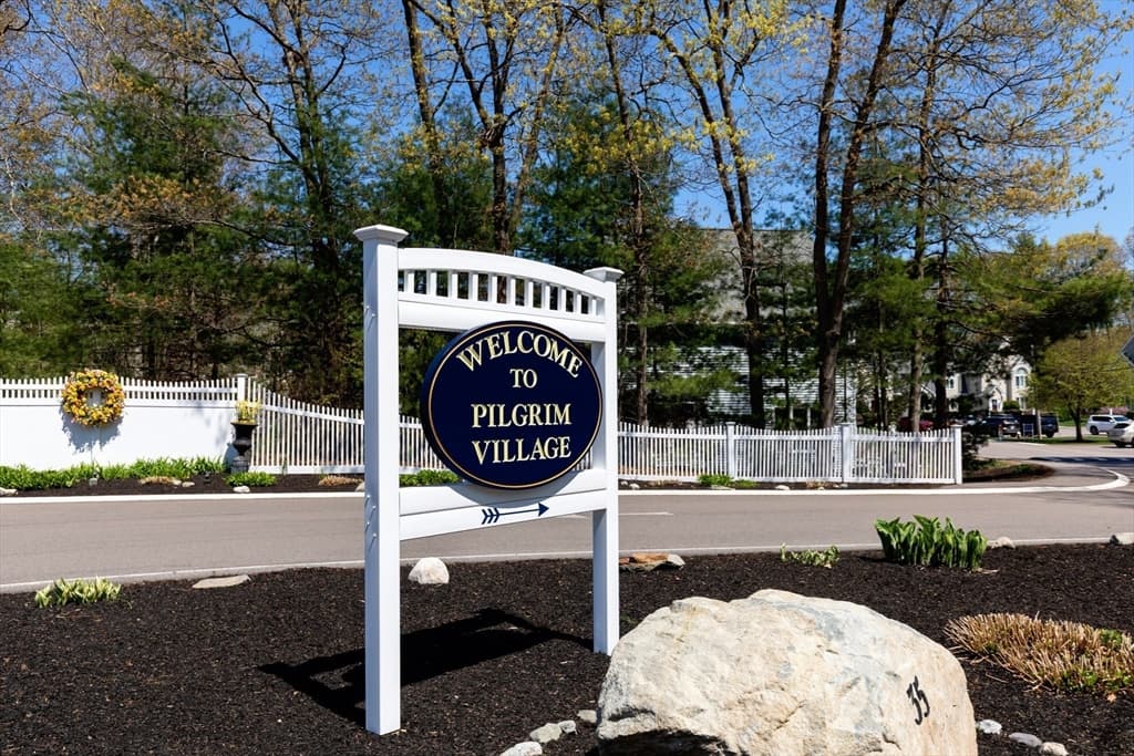 35 Pilgrim Village Road # 402, Taunton MA 02780 photo 31