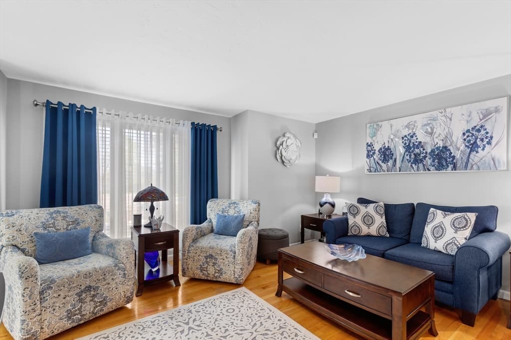 35 Pilgrim Village Road # 402, Taunton MA 02780 photo 4