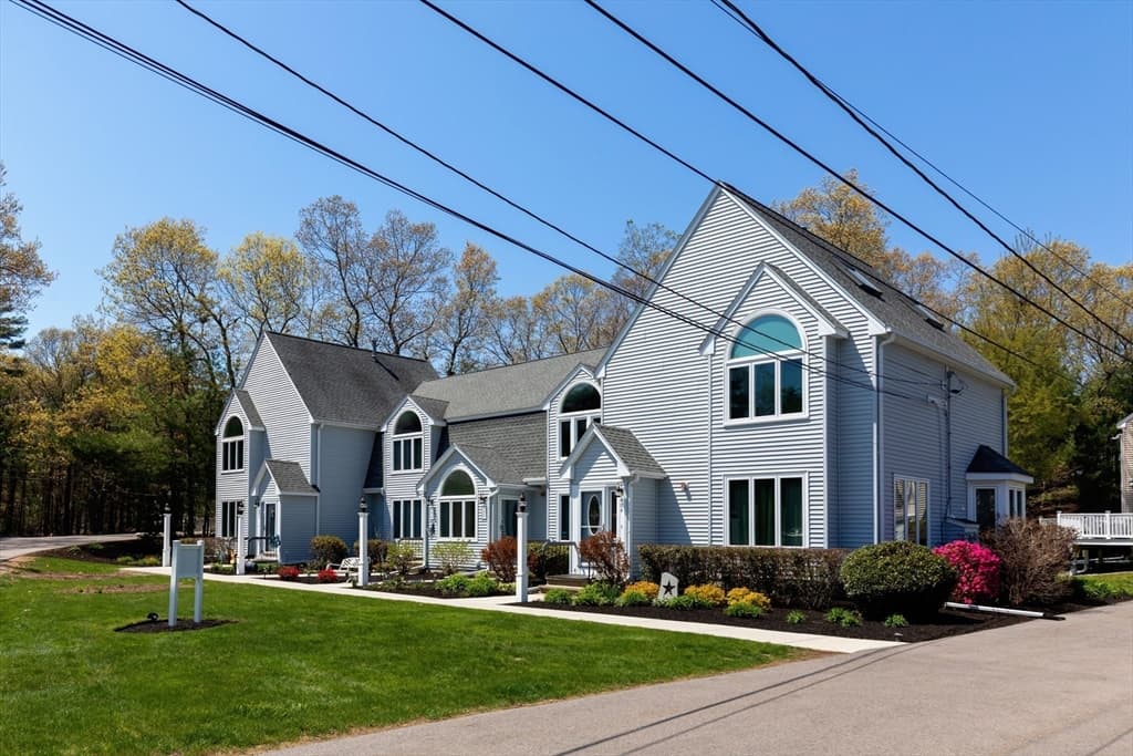 35 Pilgrim Village Road # 402, Taunton MA 02780 photo 25