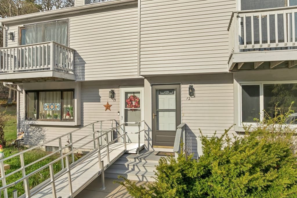 69 Birch Glen Dr # 12, Bennington NH 03442
