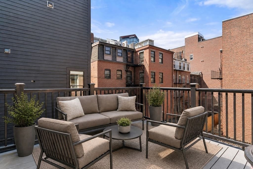 82 Endicott Street # 3, Boston MA 02113 photo 14