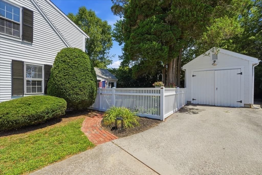 424 Main St, Hingham MA 02043 photo 27