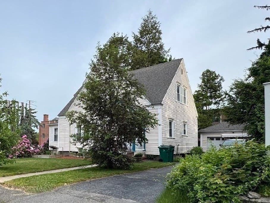 22 Bluff Ave, Fitchburg MA 01420 photo 3
