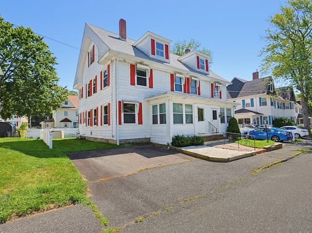 57 Bancroft Park # 57, Hopedale MA 01747
