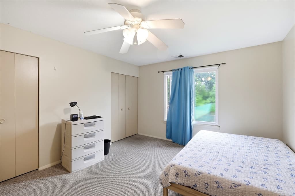 161 Nassau Dr # 161, Springfield MA 01129 photo 3