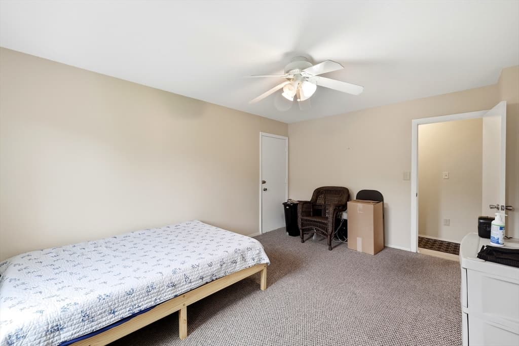 161 Nassau Dr # 161, Springfield MA 01129 photo 4