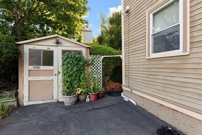 52 Eastern Ave, Lynn MA 01902 photo 33