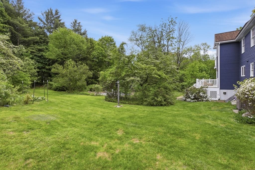106 Concord Rd, Bedford MA 01730 photo 34