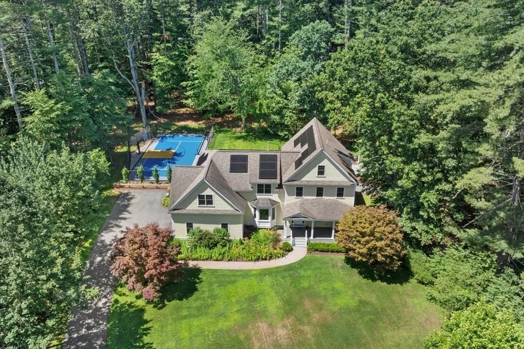 Single Family Residence at 12 Trillium Way, Sudbury MA 01776, Sudbury, photo 4 of 41