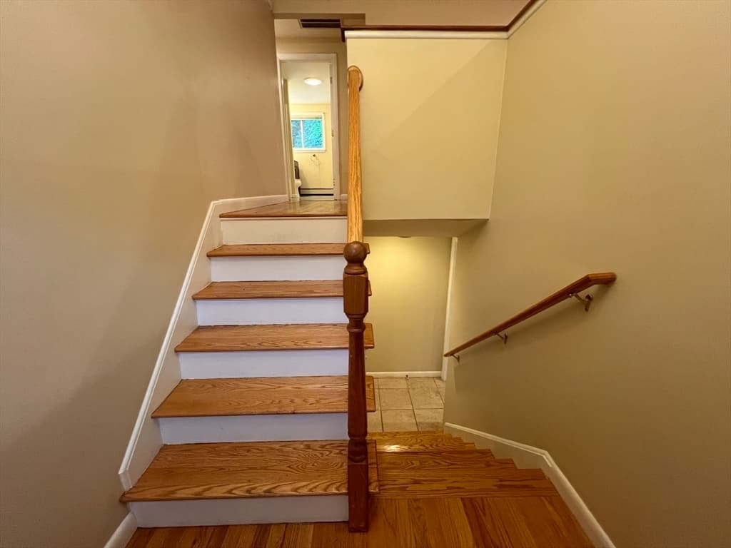 15 Oak Road, Waltham MA 02451 photo 6