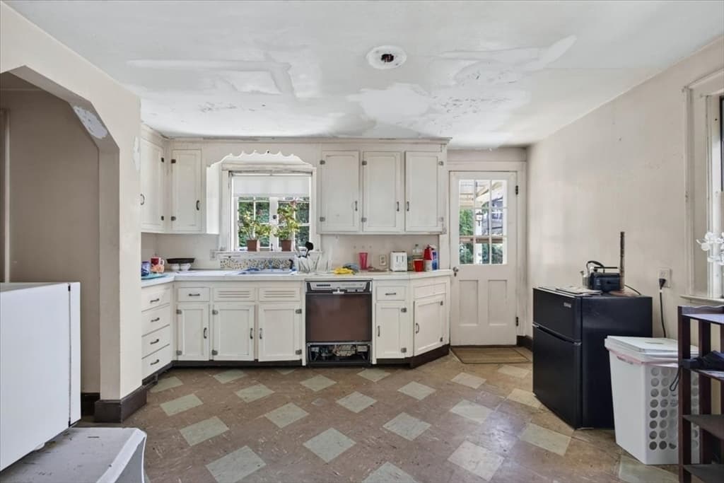 25 Leland Rd, Brookline MA 02467 photo 4