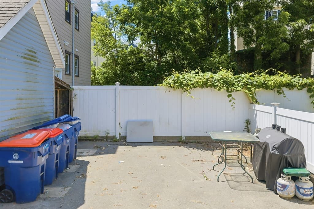 433 Cedar Grove St, New Bedford MA 02746 photo 16