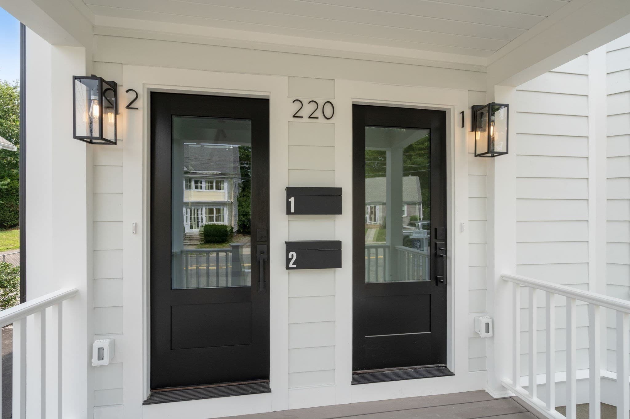 Condominium at 220 Sycamore Street # 2, Watertown MA 02472, Watertown, photo 34 of 38