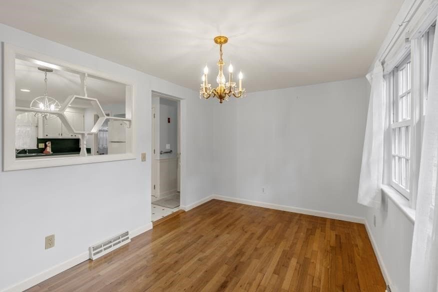 Single Family Residence at 39 Phyllis Dr, Yarmouth MA 02664, photo 7 of 33