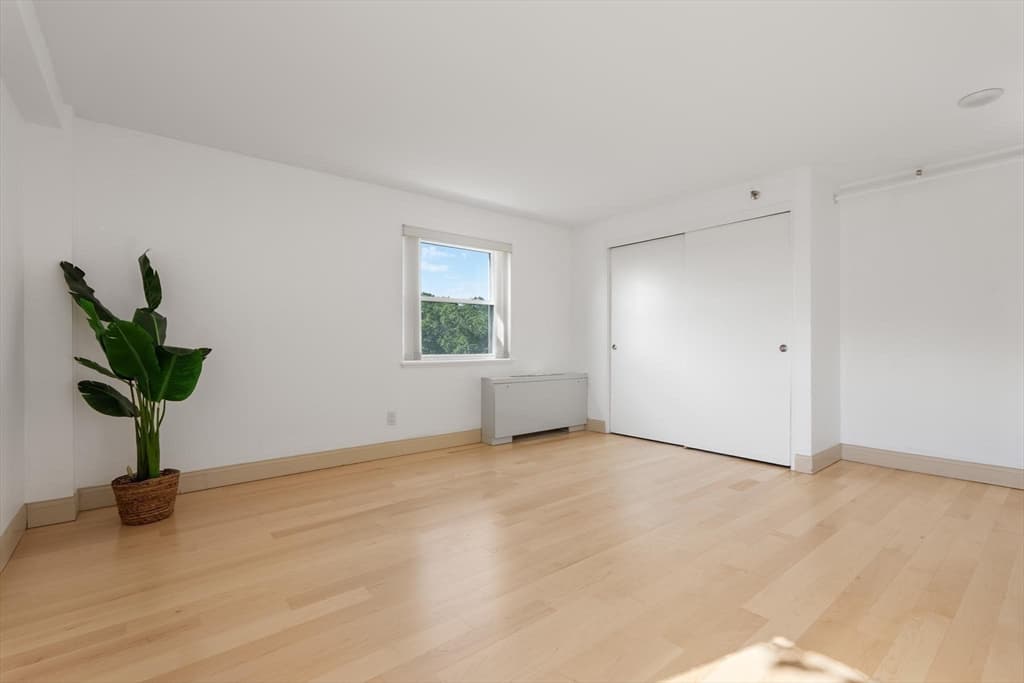 1600 Beacon St # 902, Brookline MA 02446 photo 9