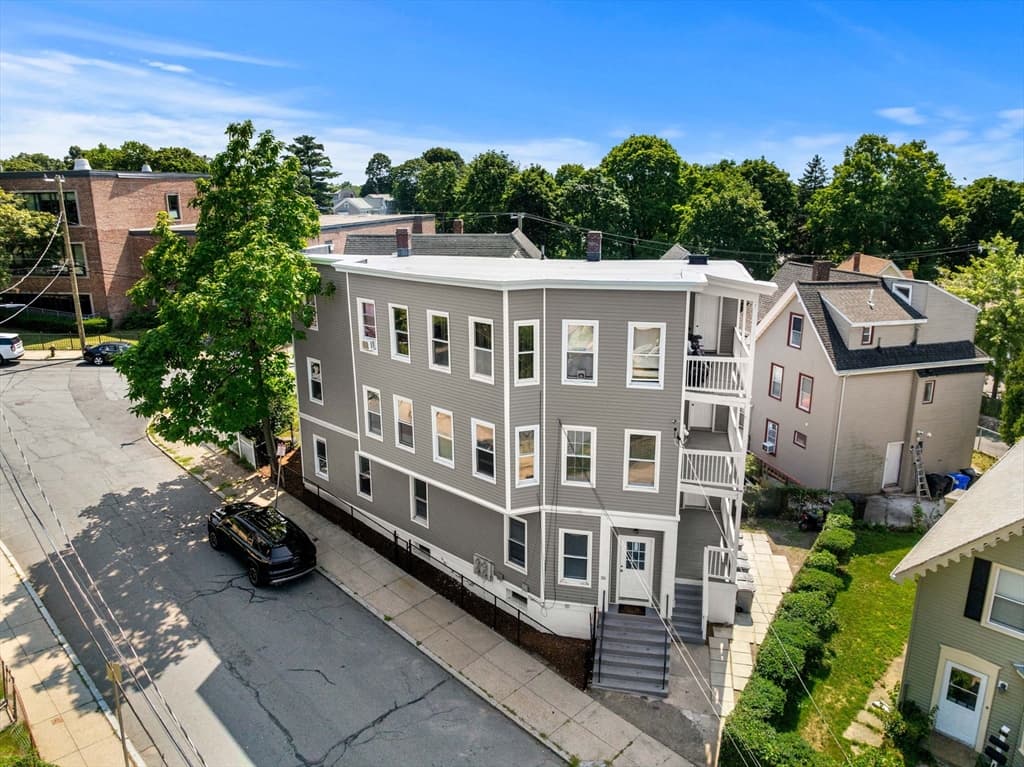 3 Family - 3 Units Up/Down at 35 Pond St, Boston MA 02136, Boston, photo 36 of 42