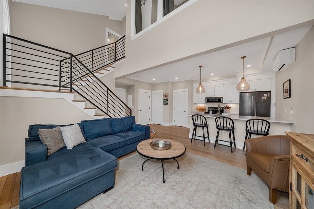 142 Main St # 4, Amesbury MA 01913 photo 13