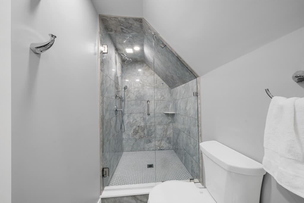 142 Main St # 4, Amesbury MA 01913 photo 28
