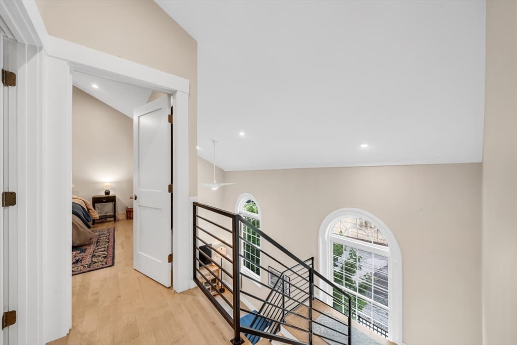 142 Main St # 4, Amesbury MA 01913 photo 20