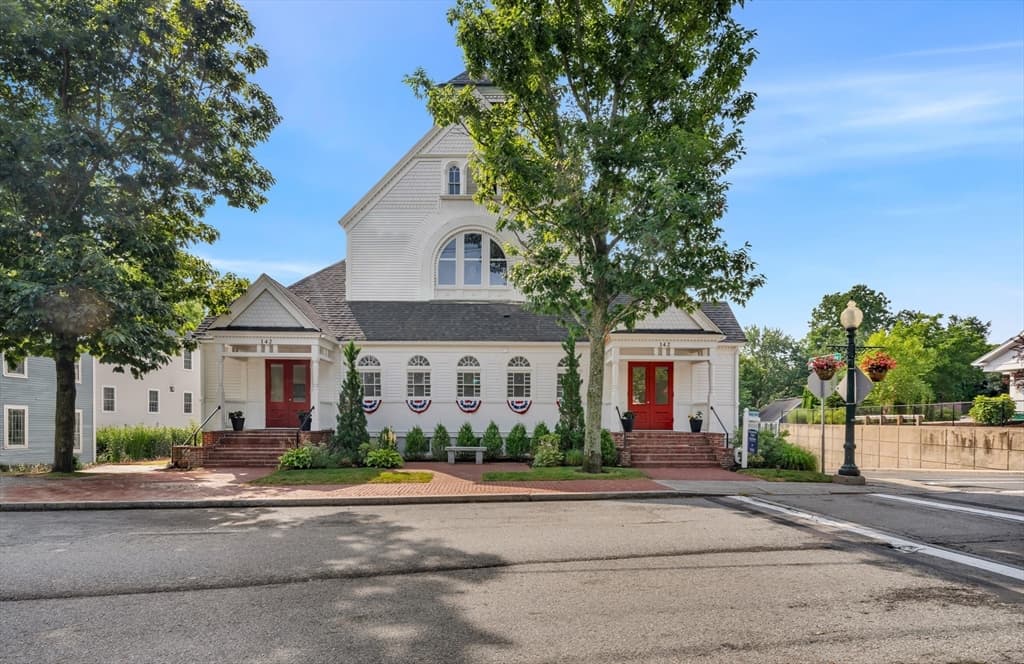 142 Main St # 4, Amesbury MA 01913 photo 38
