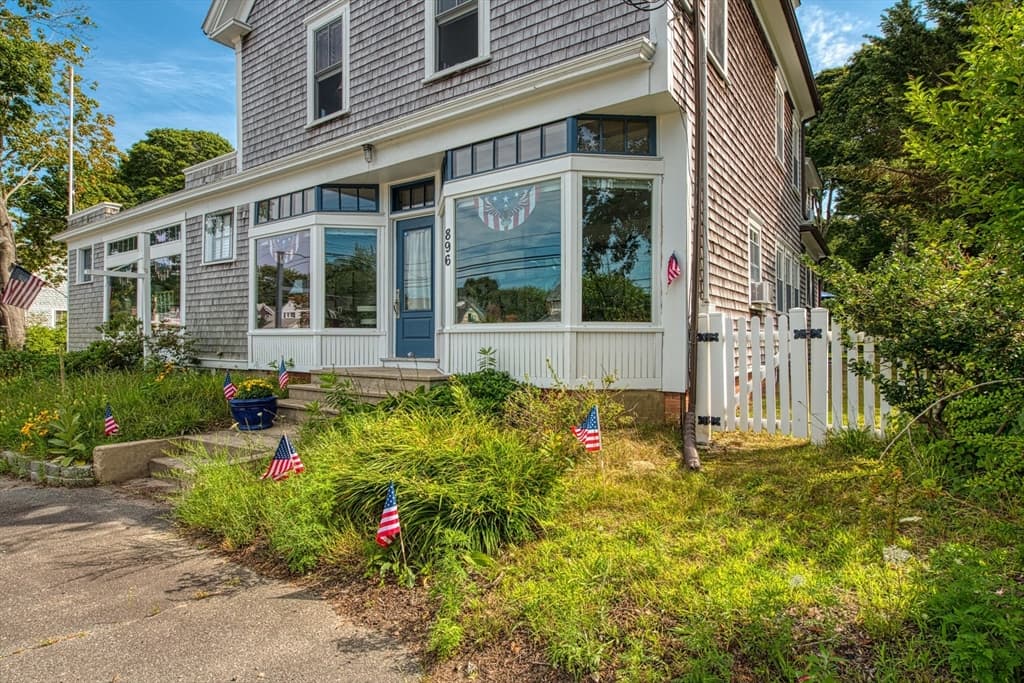 896 Sandwich Rd, Bourne MA 02561 photo 2