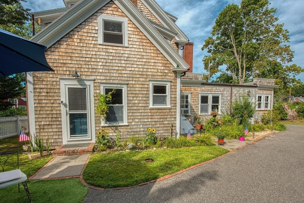 896 Sandwich Rd, Bourne MA 02561 photo 17