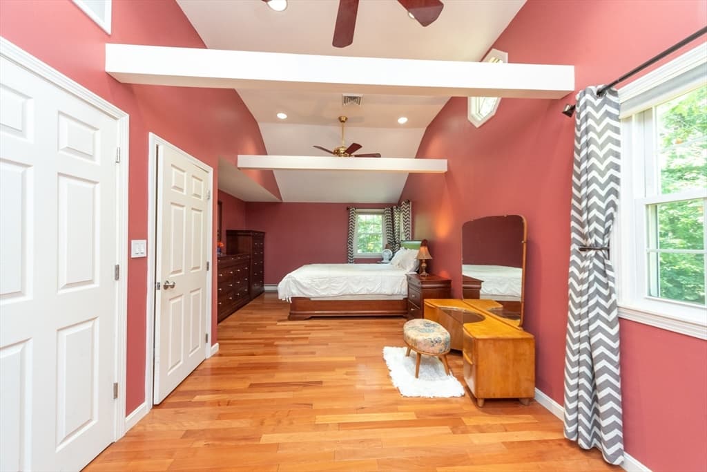 Single Family Residence at 140 Bayberry Cir, Bridgewater MA 02324, photo 13 of 25