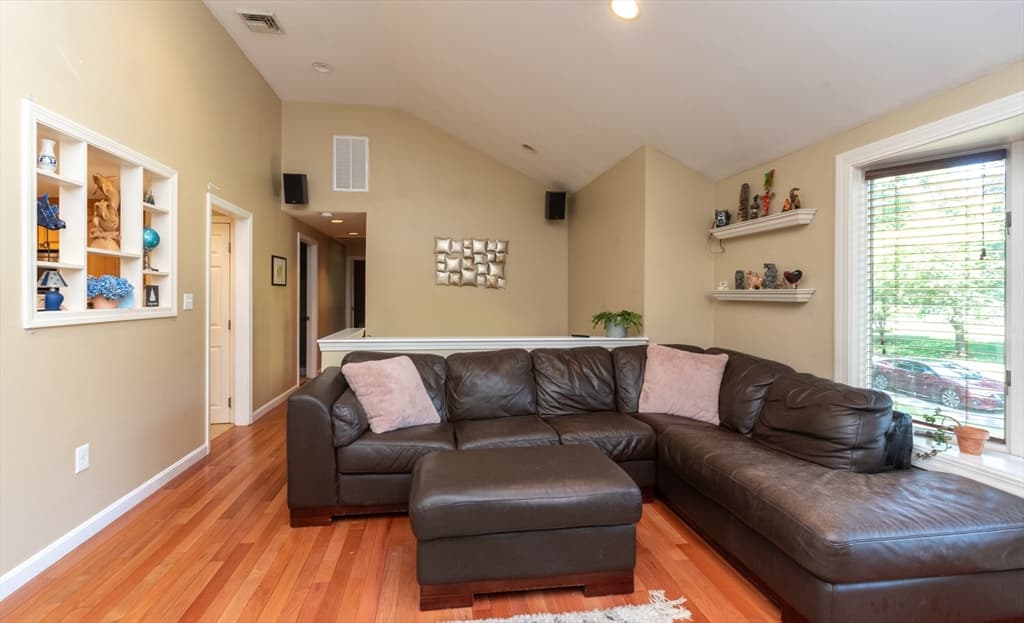 Single Family Residence at 140 Bayberry Cir, Bridgewater MA 02324, photo 5 of 25