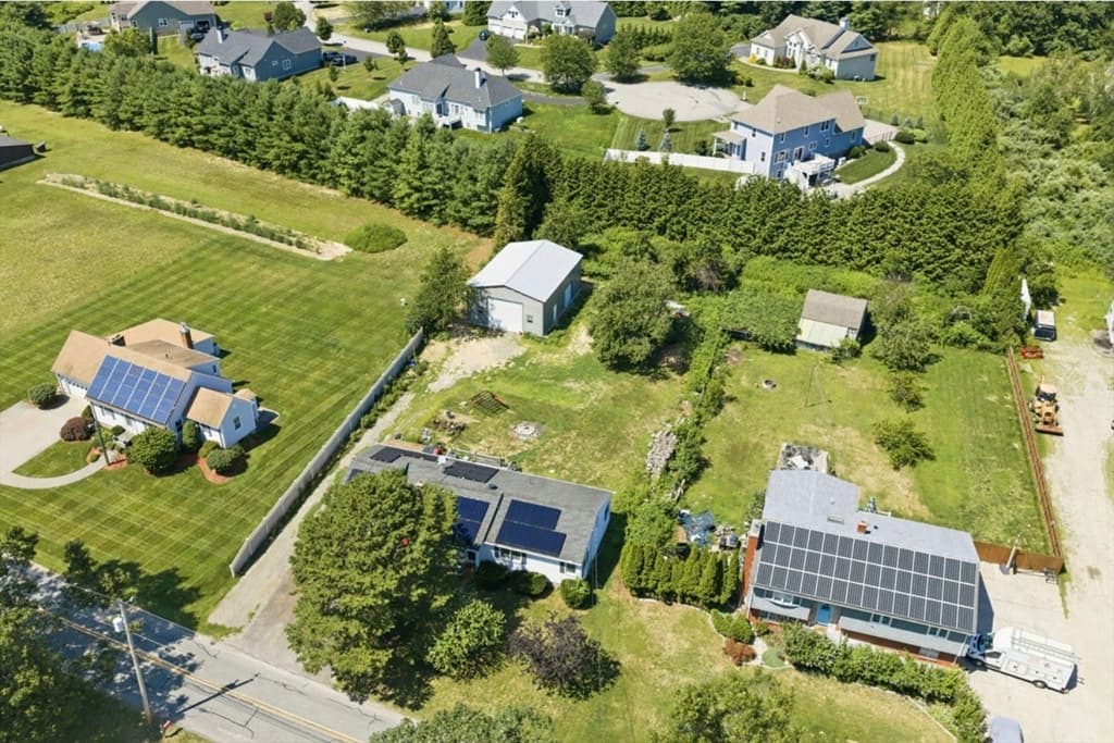 748 Warren Ave, Swansea MA 02777 photo 18