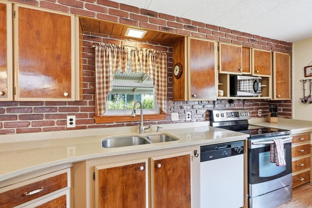 29-5 South Meadow Village, Carver MA 02330 photo 16
