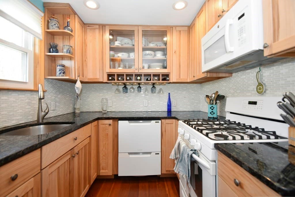 2 Family - 2 Units Up/Down at 15 Madison Street, Boston MA 02136, Boston, photo 2 of 28