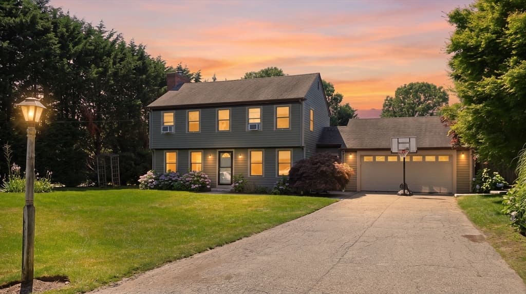 118 Wayside Dr, Brewster MA 02631