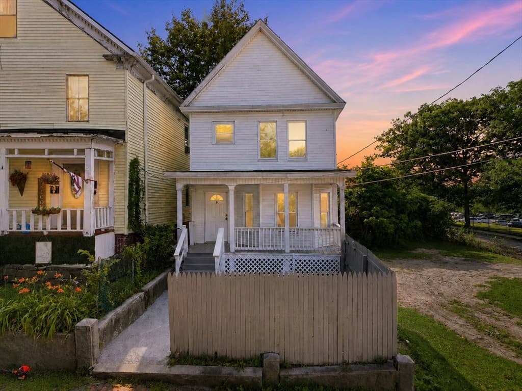 2 Ely St, Worcester MA 01610