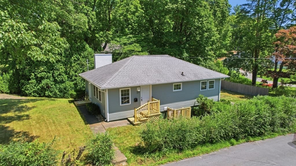 217 West Main St, Northborough MA 01532 photo 2