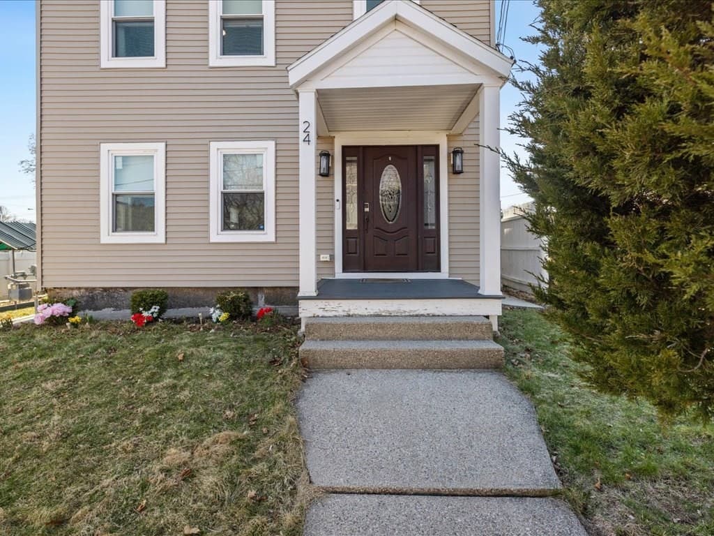 24 Summer St, Westborough MA 01581 photo 3