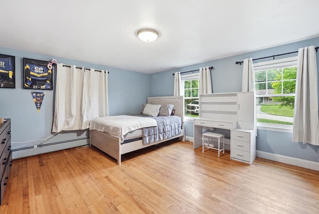 Single Family Residence at 51 Whittemore Rd, Sturbridge MA 01566, Sturbridge, photo 12 of 27