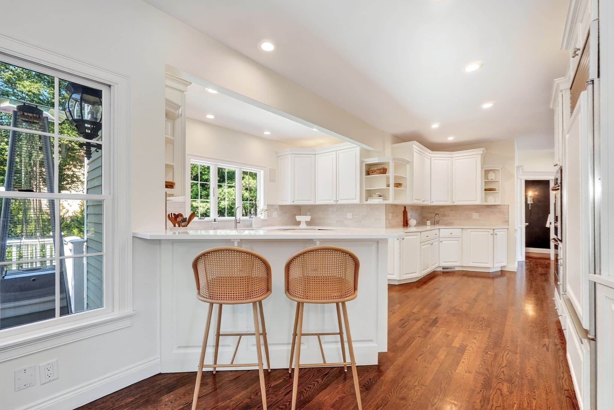 Single Family Residence at 2 Goldman Cir, Bedford MA 01730, Bedford, photo 11 of 42