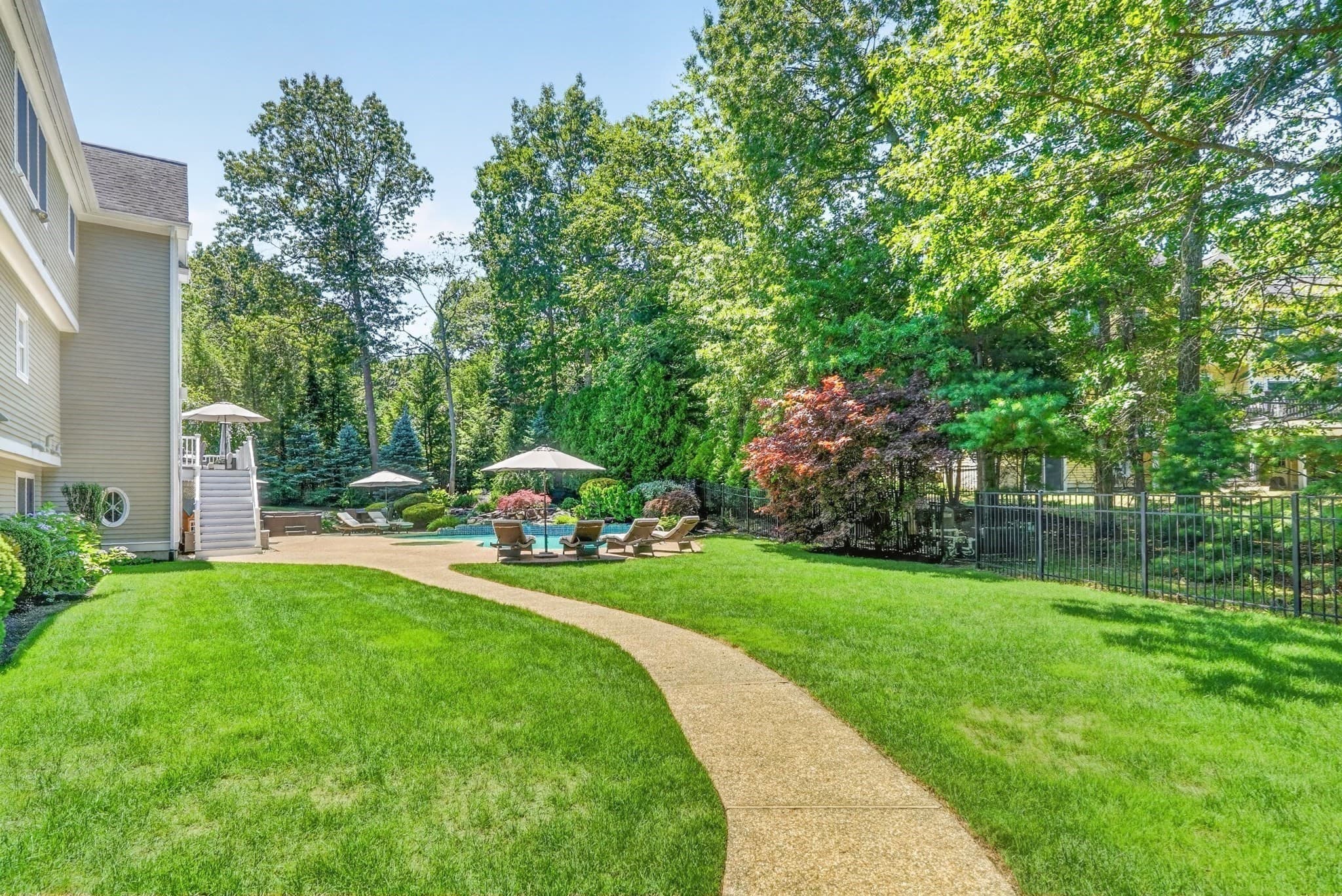 Single Family Residence at 2 Goldman Cir, Bedford MA 01730, Bedford, photo 29 of 42
