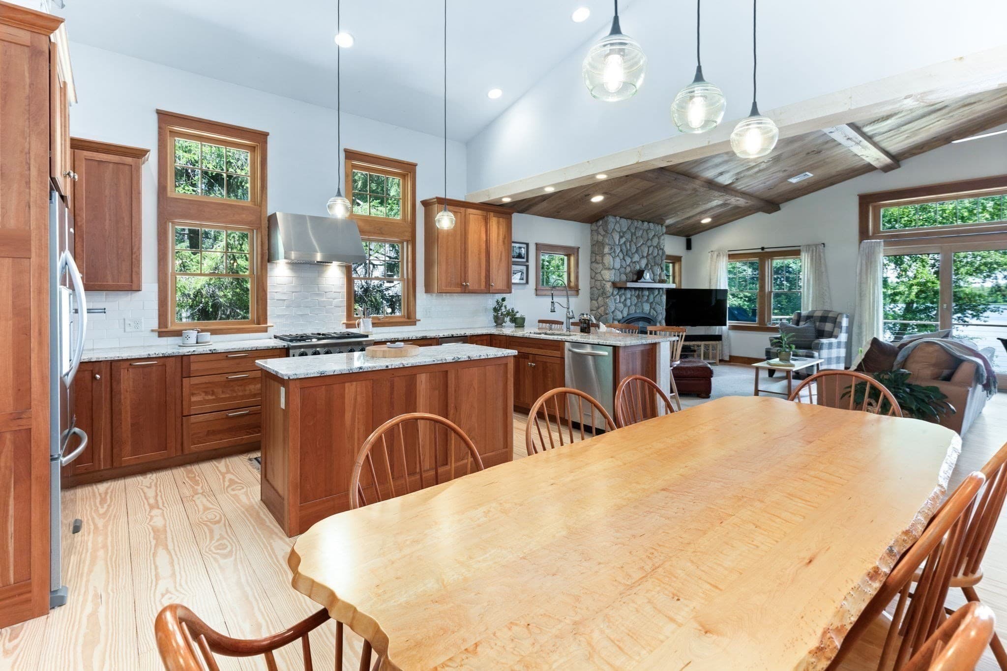 Single Family Residence at 40 S Main St, Carver MA 02330, Carver, photo 7 of 40
