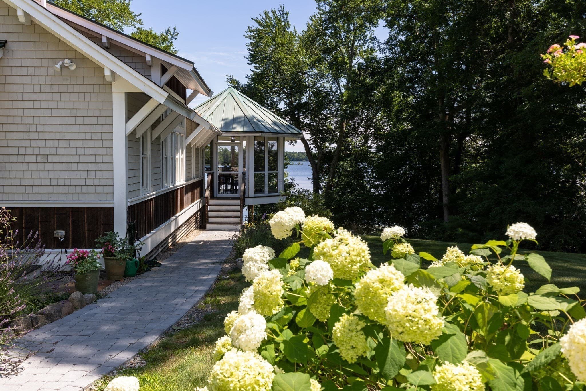 Single Family Residence at 40 S Main St, Carver MA 02330, Carver, photo 3 of 40