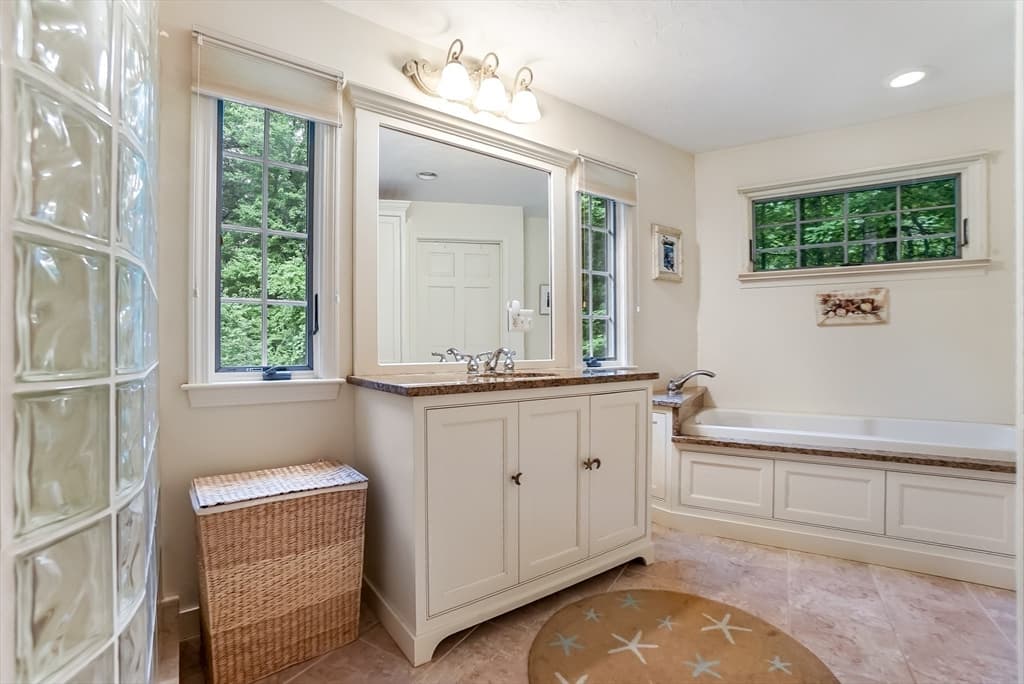188 South St, Berlin MA 01503 photo 17