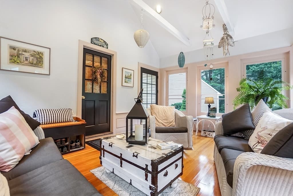 188 South St, Berlin MA 01503 photo 5