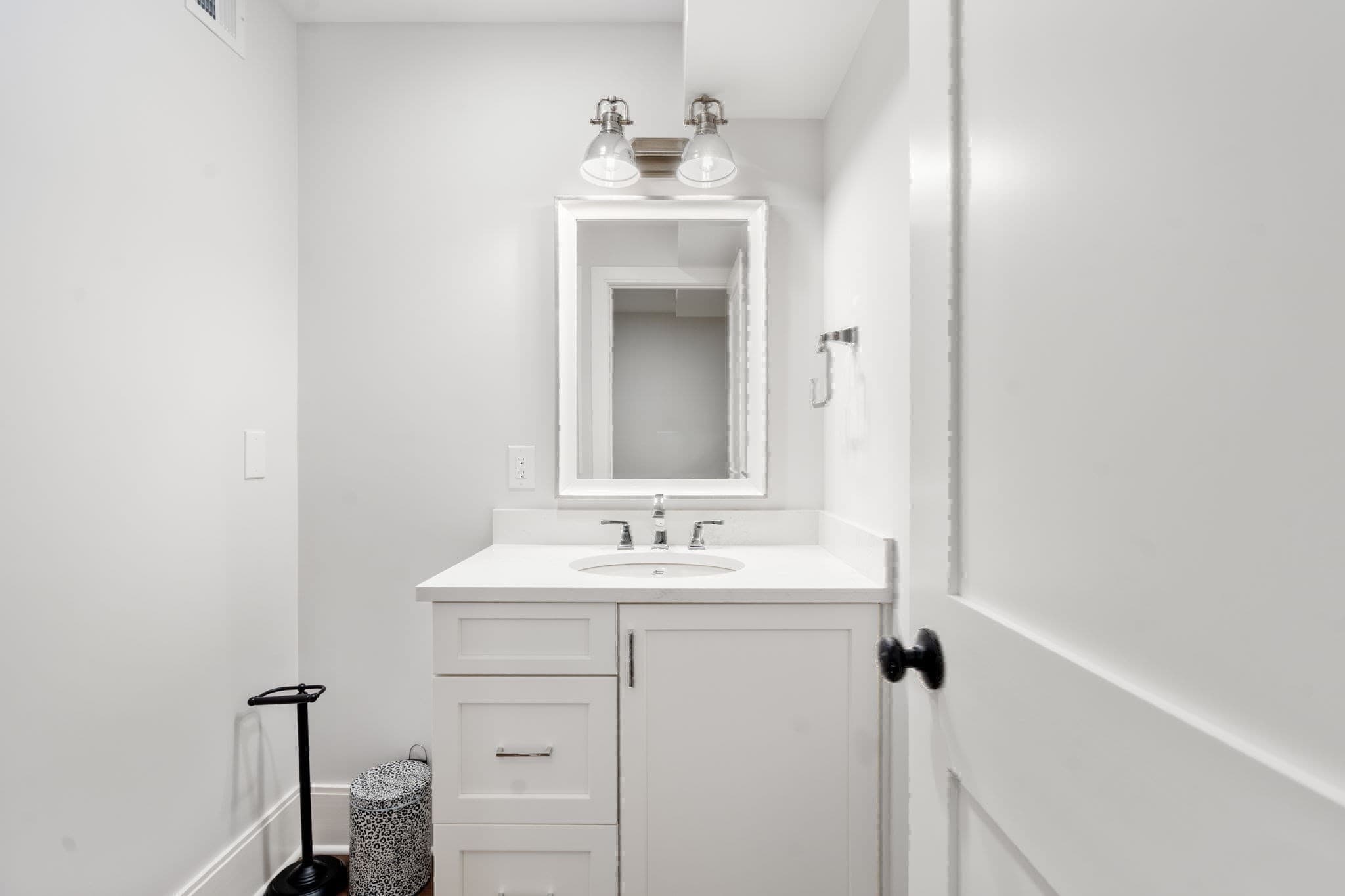 Condominium at 12 South Lincoln St # 12, Natick MA 01760, Natick, photo 23 of 32