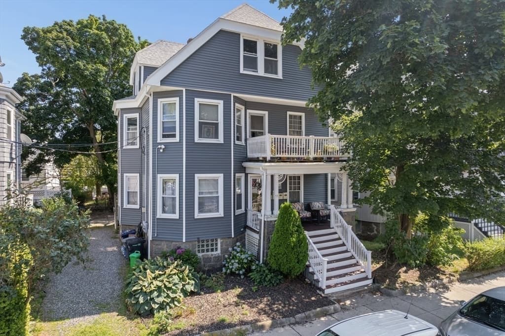 55 King # 3, Boston MA 02122