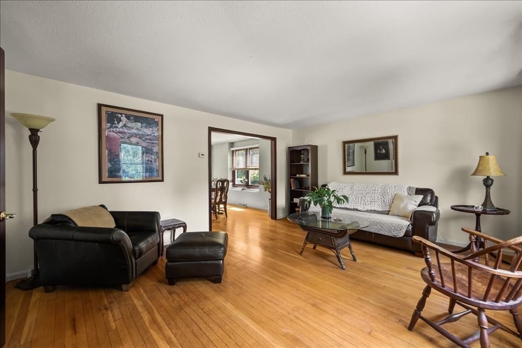 9 Fort Apache Dr, Franklin MA 02038 photo 11